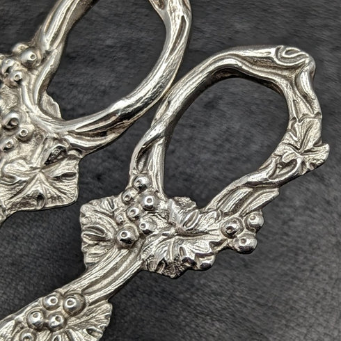 英国ヴィンテージ シルバープレート製 グレープシザー 葡萄彫刻 100g